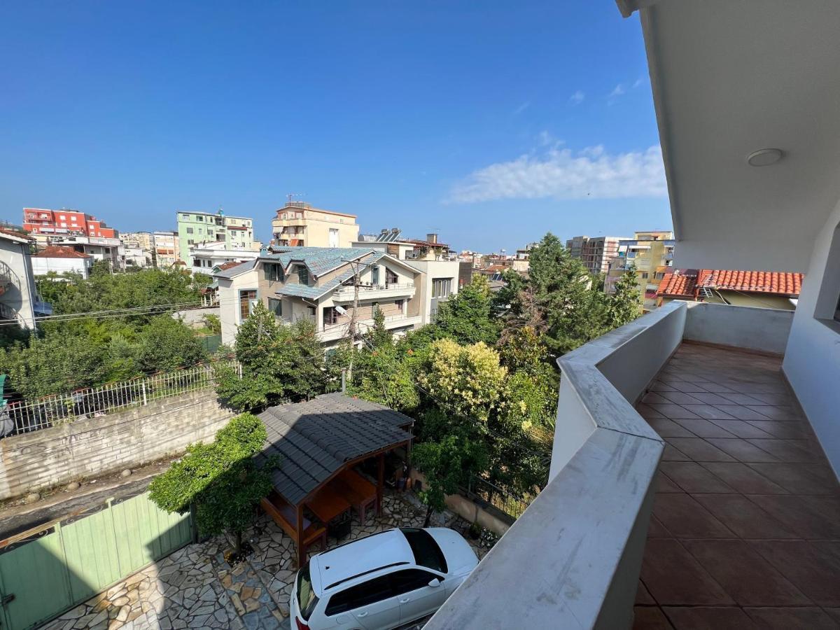 Villa Sokoli, Enjoy Sunset At This Spacious Apartment Тирана Экстерьер фото